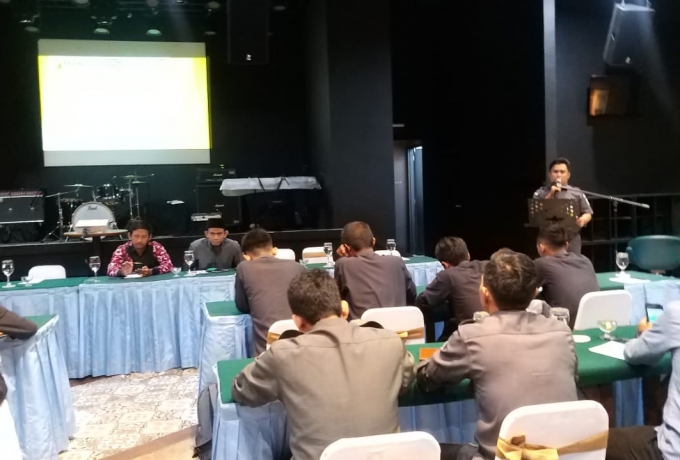 KEHUMASAN BAWASLU LEBAK DILATIH MENULIS DAN PELIPUTAN  BERITA 