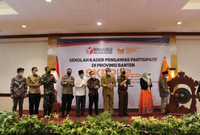 Bawaslu Provinsi Banten Gelar SKPP Tingkat Menengah