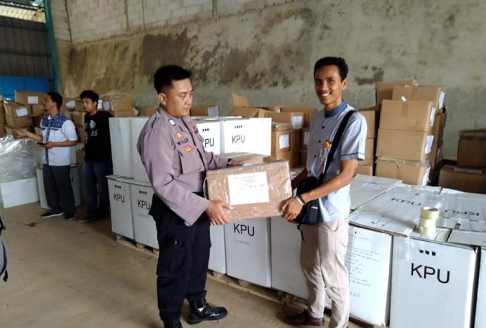 Bawaslu Lebak Awasi Pendistribusian Logistik Pemilu