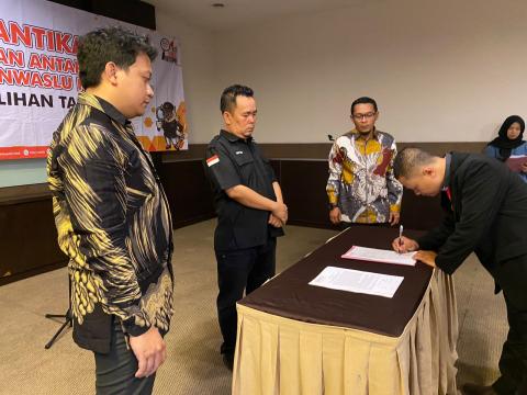 penandatanganan berita acara