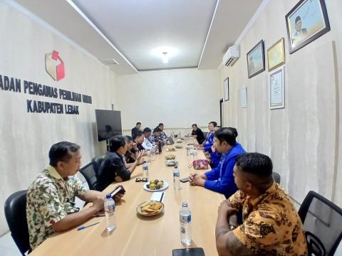 rapat
