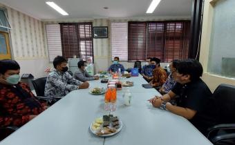 BAWASLU LEBAK SILATURAHMI  DAN KOORDINASI DALAM MEMBANGUN SINERGITAS DENGAN PEMERINTAH DAERAH 